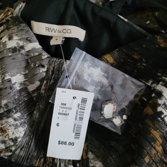 NWT! RW & Co. party dress size 6 - Picture 5 of 11